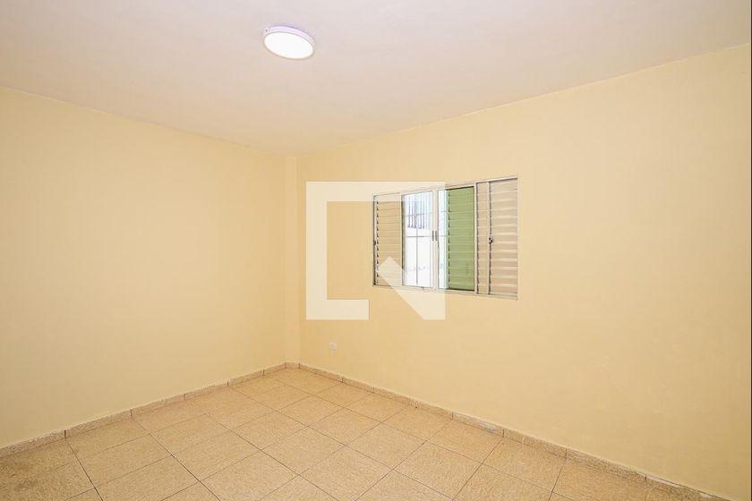 Casa à Venda – Jardim Umuarama, 2 Quartos, 120 m² – São Paulo
