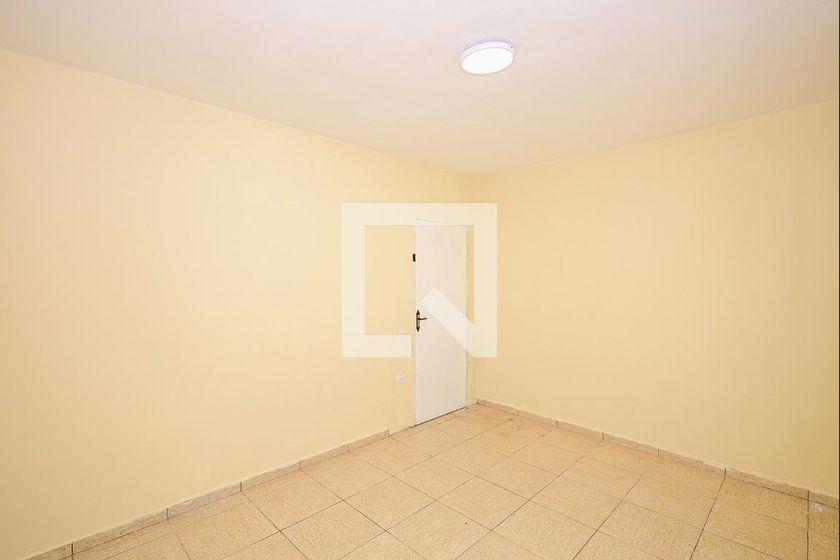 Casa à Venda – Jardim Umuarama, 2 Quartos, 120 m² – São Paulo