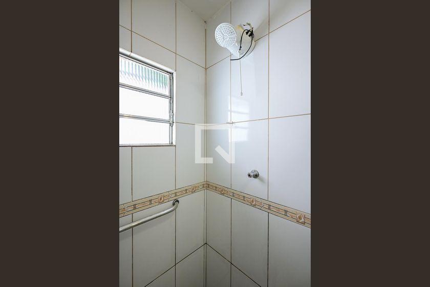 Casa à Venda – Jardim Umuarama, 2 Quartos, 120 m² – São Paulo