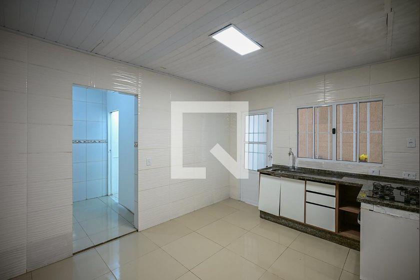 Casa à Venda – Jardim Umuarama, 2 Quartos, 120 m² – São Paulo