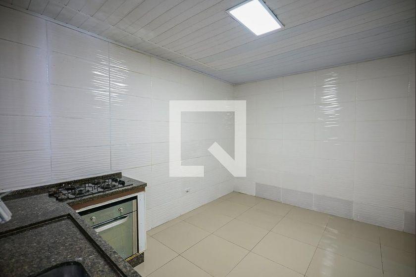 Casa à Venda – Jardim Umuarama, 2 Quartos, 120 m² – São Paulo