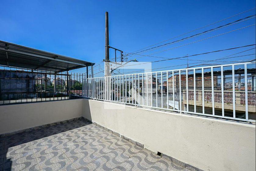 Casa à Venda – Jardim Umuarama, 2 Quartos, 120 m² – São Paulo