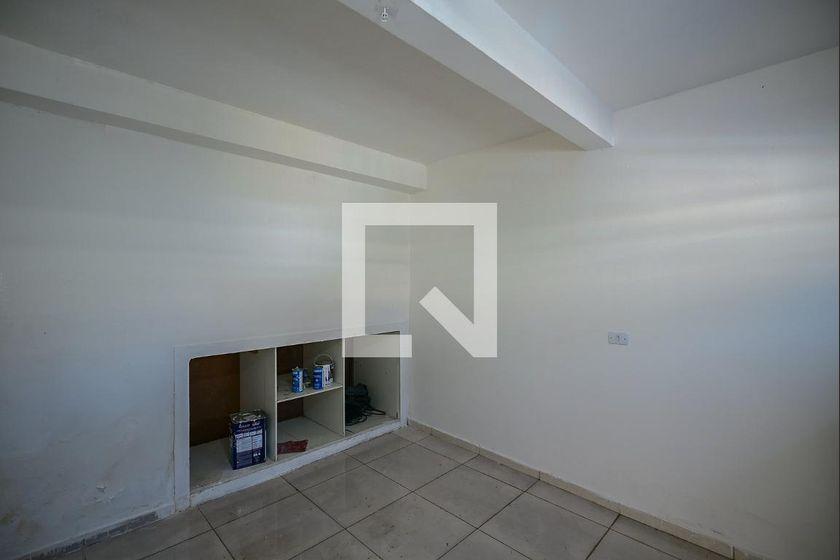 Casa à Venda – Jardim Umuarama, 2 Quartos, 120 m² – São Paulo