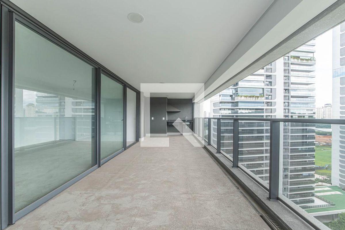 Apartamento à Venda – Panamby, 3 Quartos, 141 m2