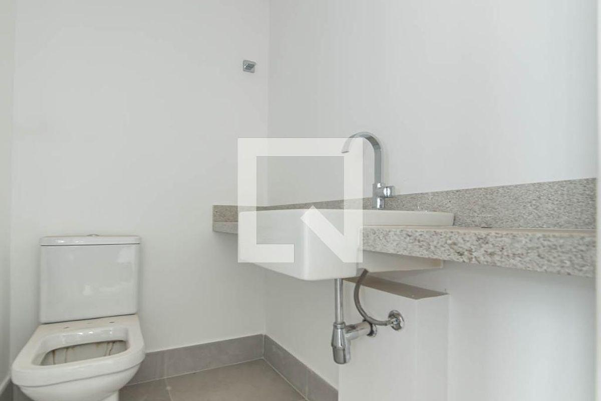 Apartamento à Venda – Panamby, 3 Quartos, 141 m2