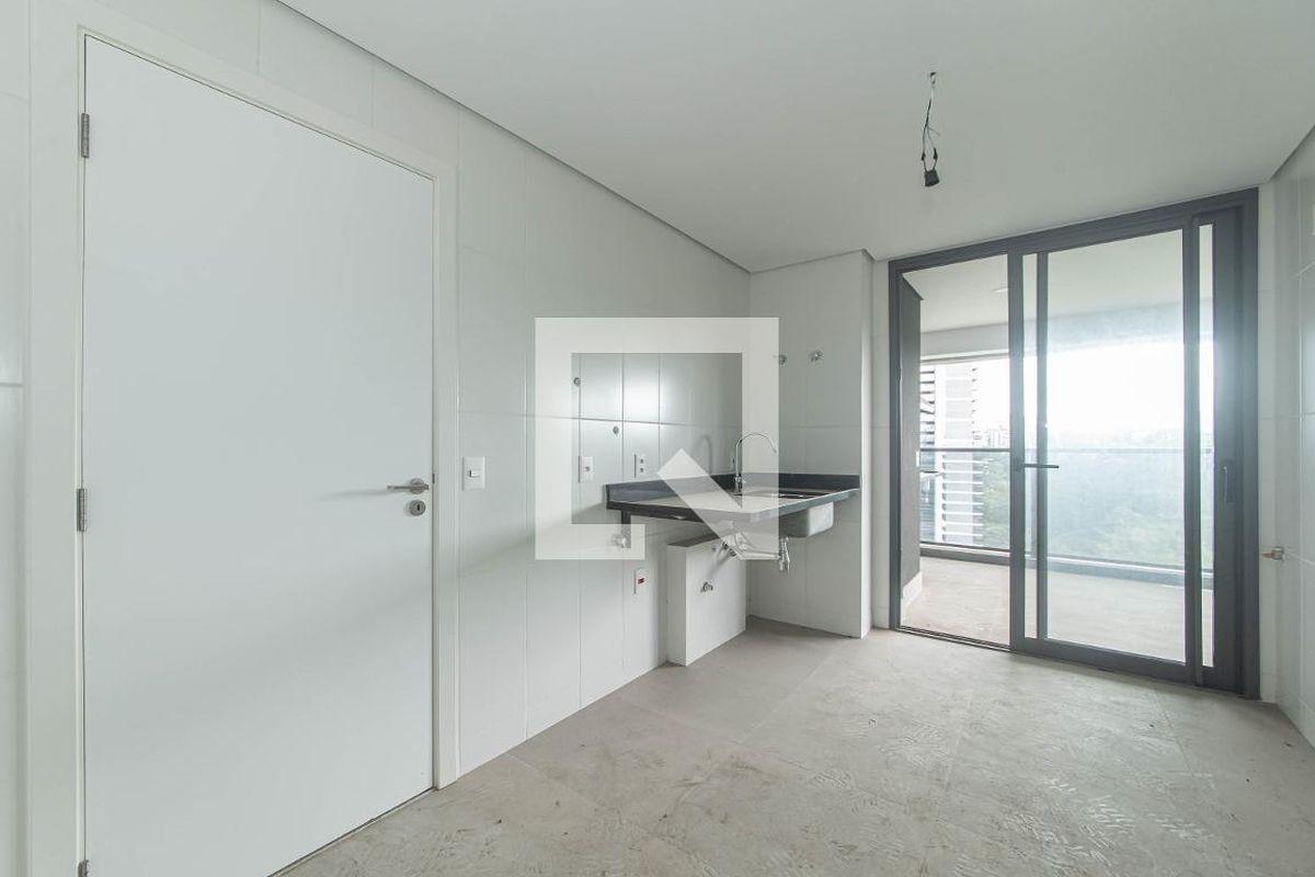 Apartamento à Venda – Panamby, 3 Quartos, 141 m2