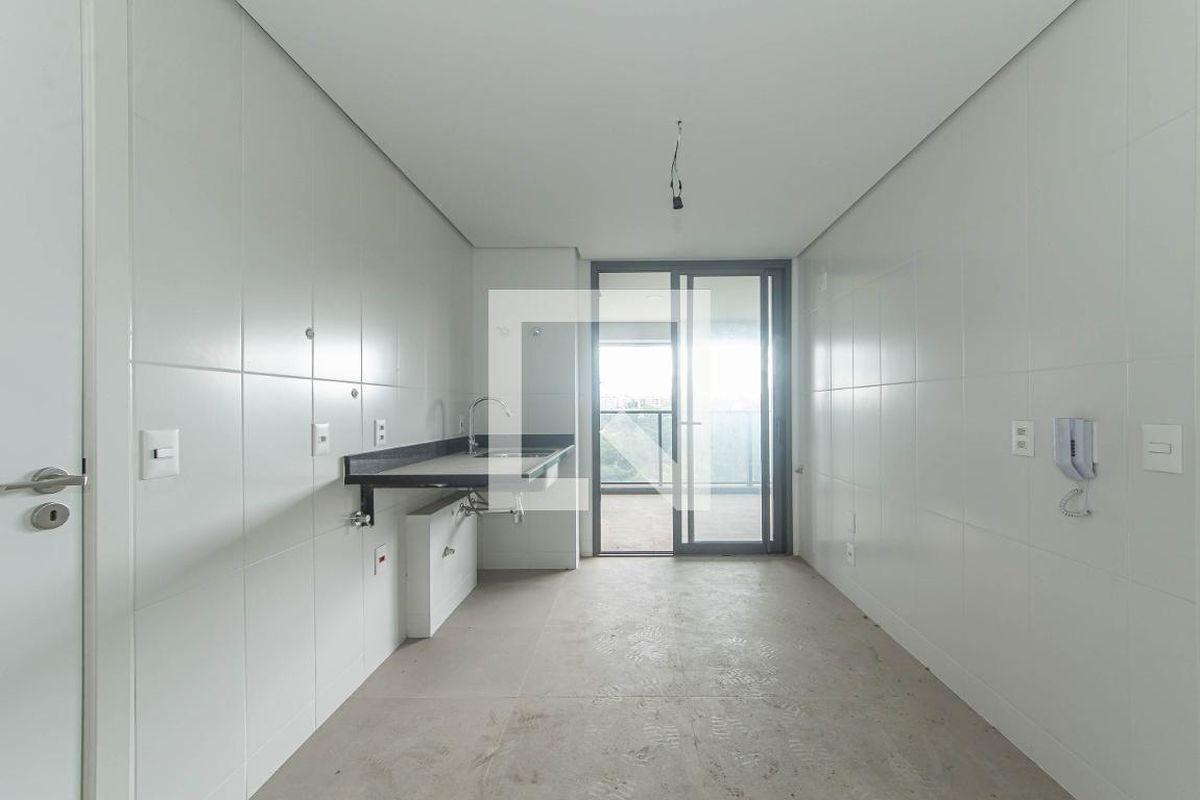 Apartamento à Venda – Panamby, 3 Quartos, 141 m2