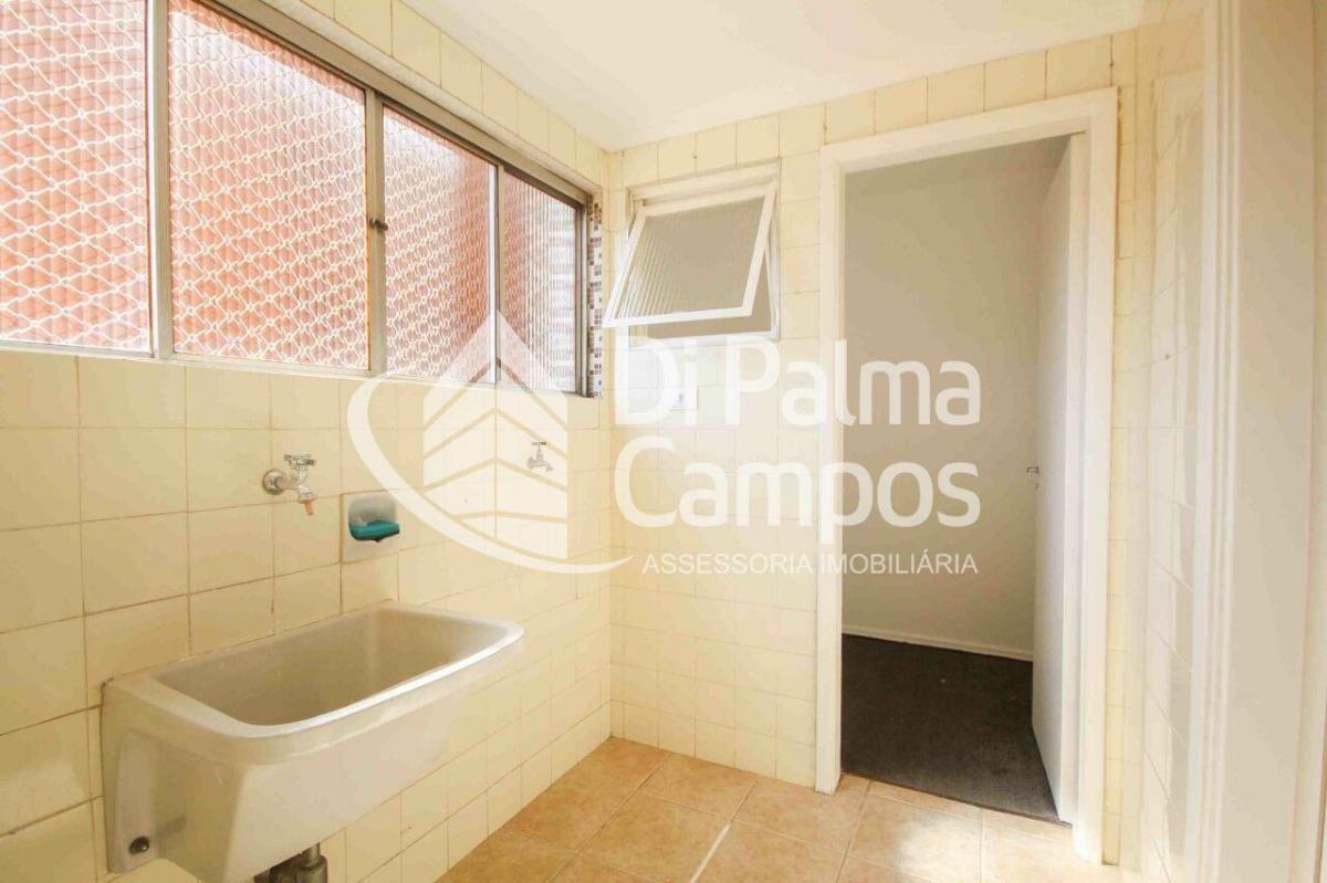 Apartamento de 52m² com 2 quartos e vaga para alugar no bairro Ipiranga