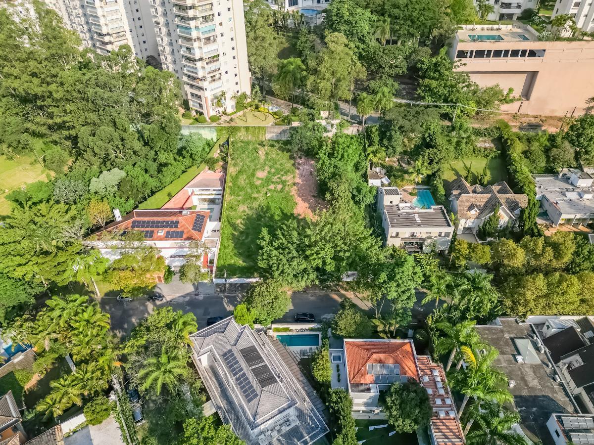 Imperdível terreno residencial para venda em Paineiras do Morumbi, 888m²