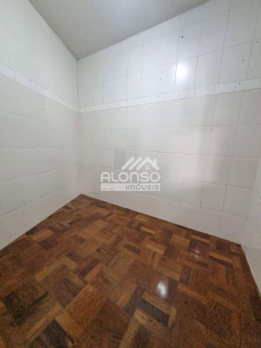 Casa com 230 m² e 3 quartos para aluguel no Jardim Bonfiglioli, Butantã!