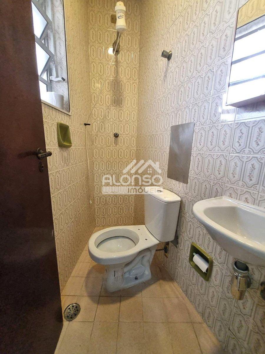 Casa com 230 m² e 3 quartos para aluguel no Jardim Bonfiglioli, Butantã!