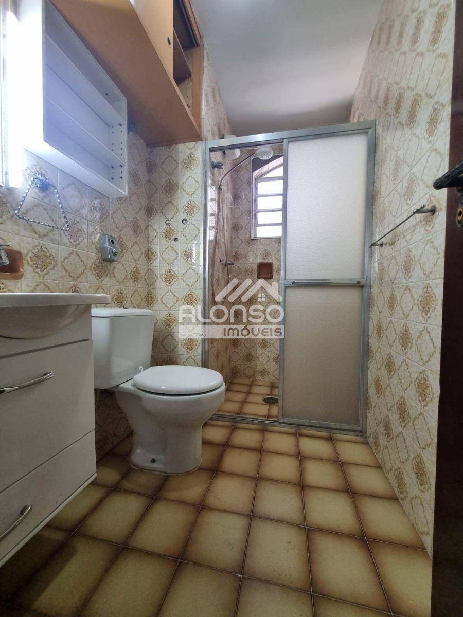 Casa com 230 m² e 3 quartos para aluguel no Jardim Bonfiglioli, Butantã!