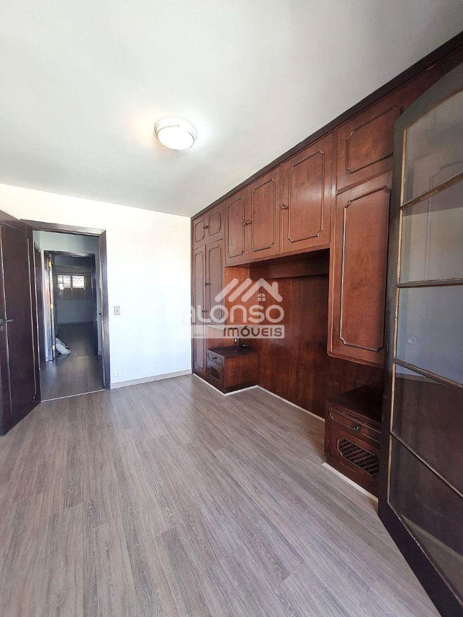 Casa com 230 m² e 3 quartos para aluguel no Jardim Bonfiglioli, Butantã!