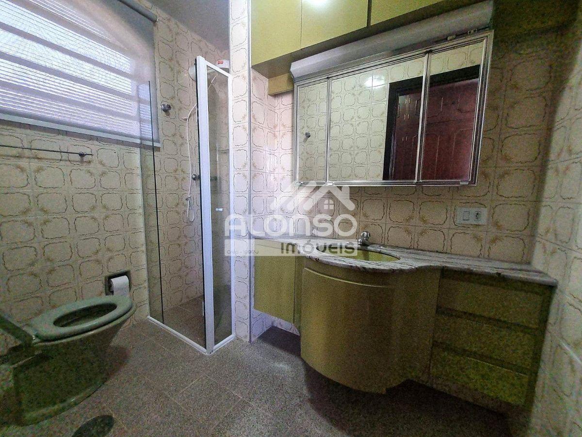 Casa com 230 m² e 3 quartos para aluguel no Jardim Bonfiglioli, Butantã!