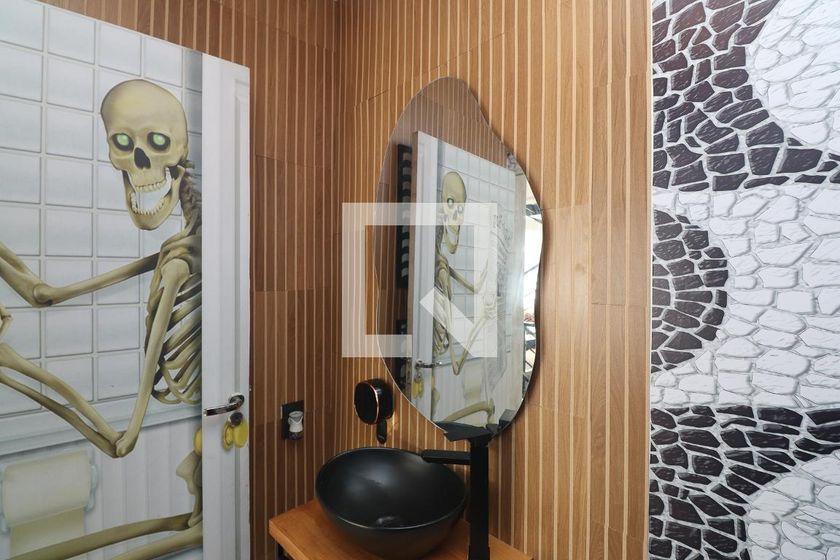 Casa à Venda – Vila Irmaos Arnoni, 3 Quartos, 500 m² – São Paulo