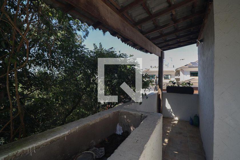 Casa à Venda – Vila Irmaos Arnoni, 3 Quartos, 500 m² – São Paulo