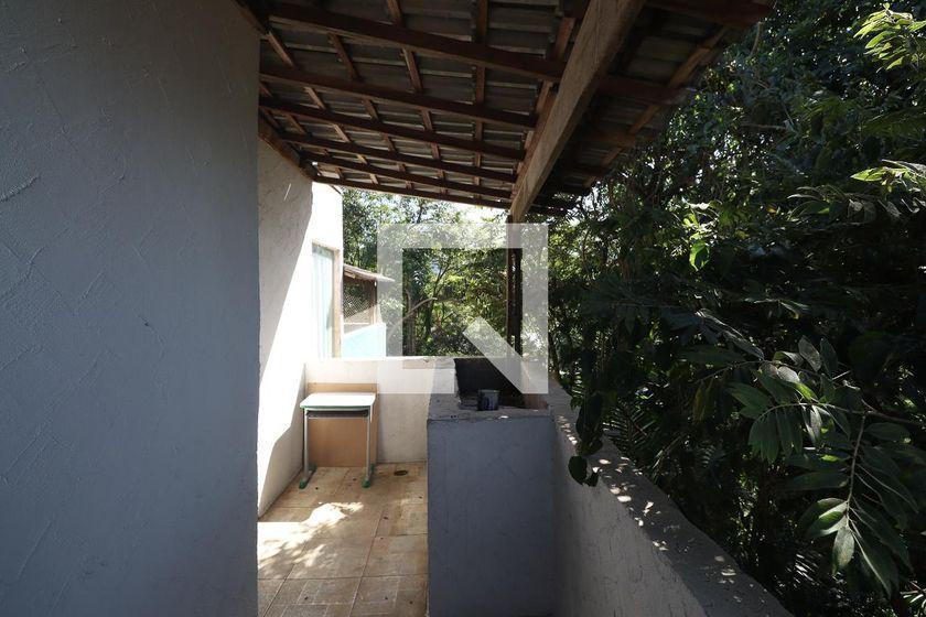 Casa à Venda – Vila Irmaos Arnoni, 3 Quartos, 500 m² – São Paulo