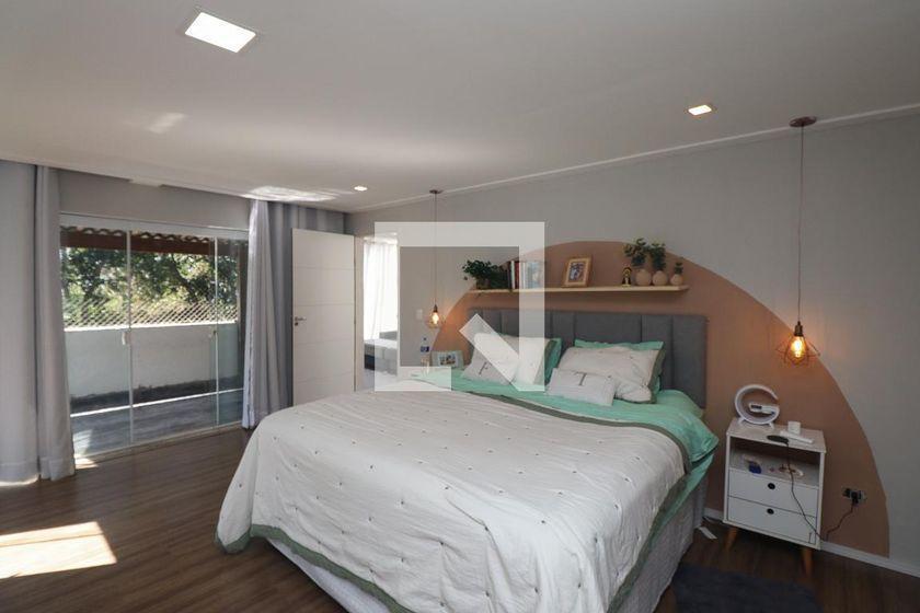 Casa à Venda – Vila Irmaos Arnoni, 3 Quartos, 500 m² – São Paulo