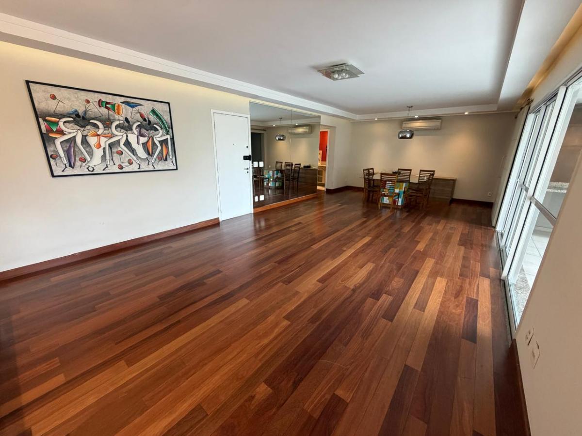 Confortável apartamento tipo para locação em Água Branca com 3 quartos, sendo 3 suítes, 161.28m² – r