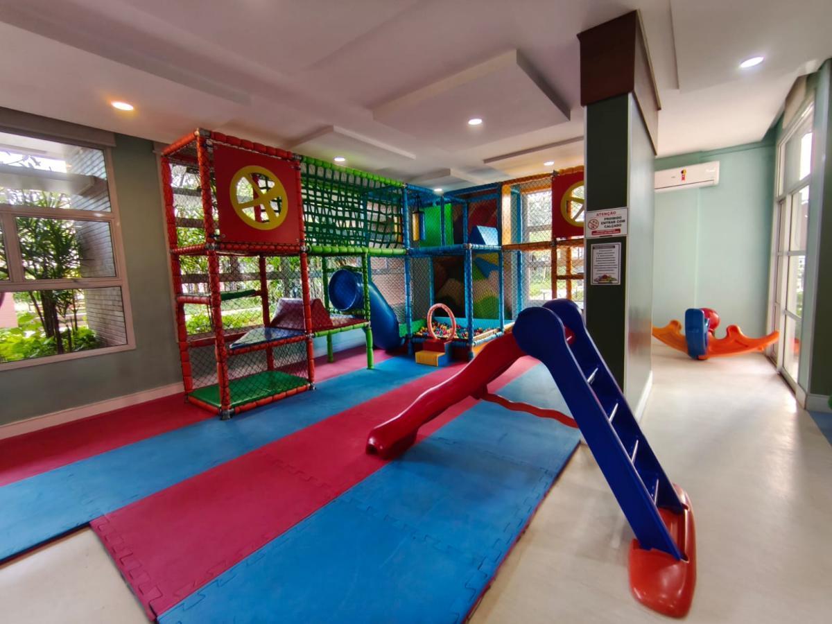 Confortável apartamento tipo para locação em Água Branca com 3 quartos, sendo 3 suítes, 161.28m² – r
