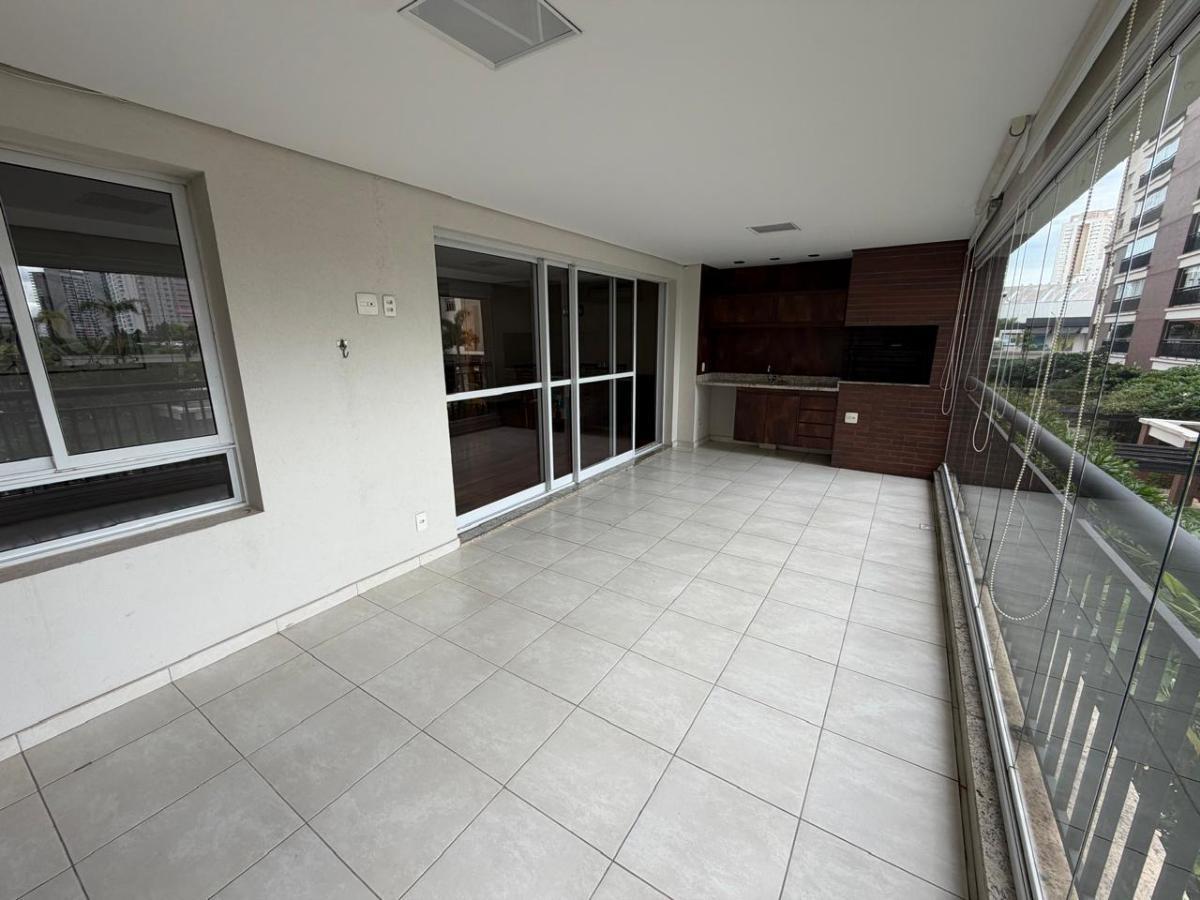 Confortável apartamento tipo para locação em Água Branca com 3 quartos, sendo 3 suítes, 161.28m² – r
