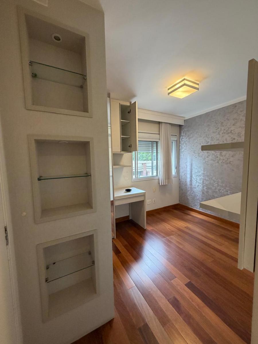 Confortável apartamento tipo para locação em Água Branca com 3 quartos, sendo 3 suítes, 161.28m² – r