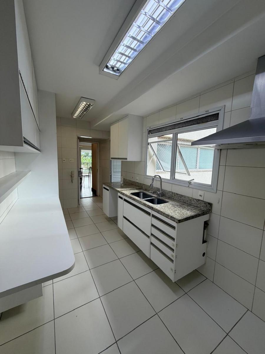 Confortável apartamento tipo para locação em Água Branca com 3 quartos, sendo 3 suítes, 161.28m² – r