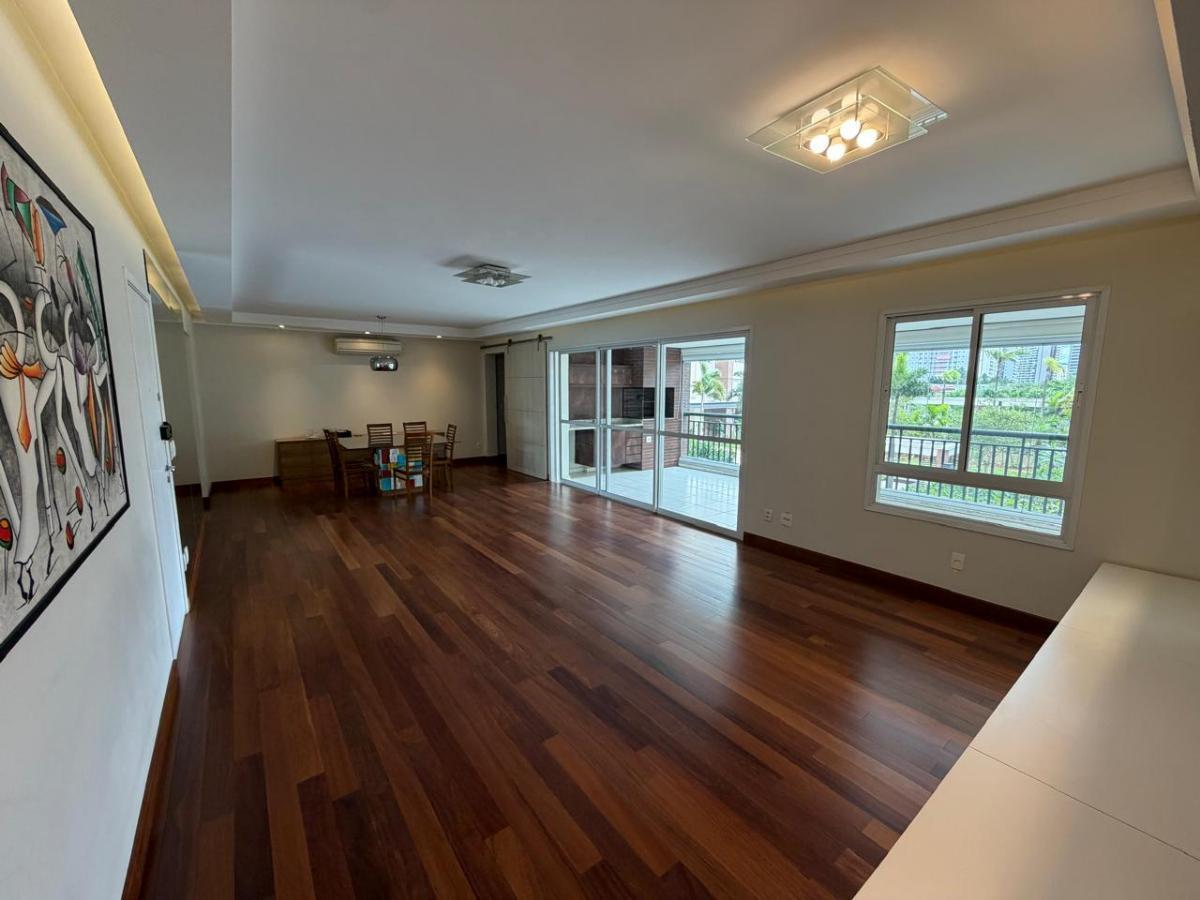 Confortável apartamento tipo para locação em Água Branca com 3 quartos, sendo 3 suítes, 161.28m² – r