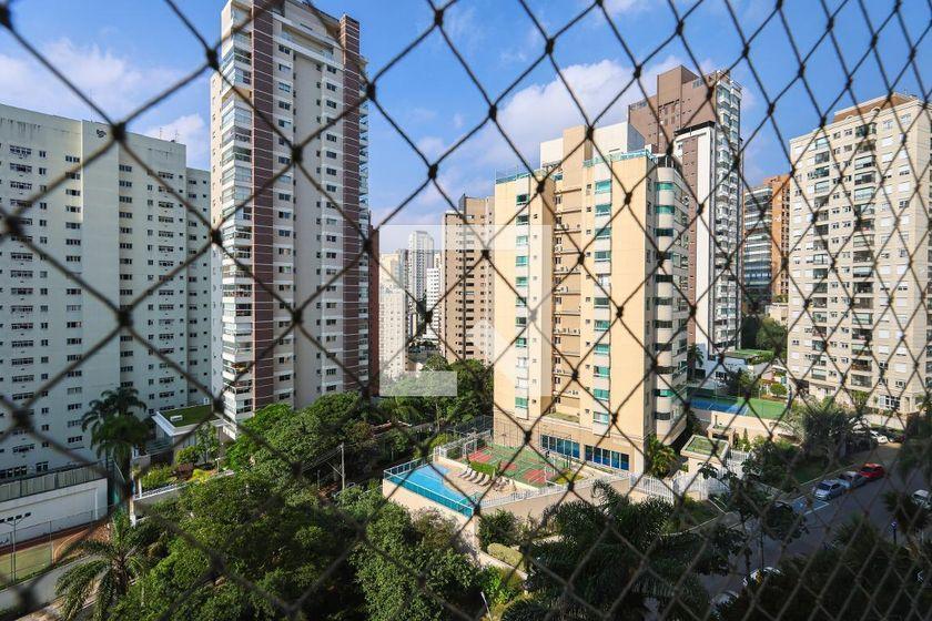 Apartamento à Venda – Portal do Morumbi, 3 Quartos, 240 m² – São Paulo