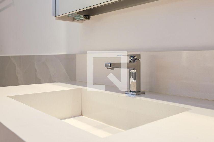 Apartamento à Venda – Portal do Morumbi, 3 Quartos, 240 m² – São Paulo