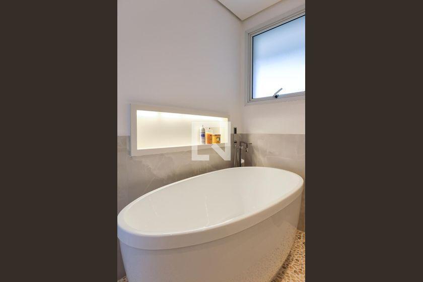 Apartamento à Venda – Portal do Morumbi, 3 Quartos, 240 m² – São Paulo