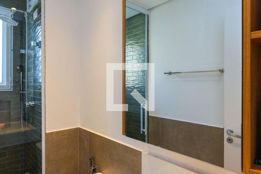 Apartamento à Venda – Portal do Morumbi, 3 Quartos, 240 m² – São Paulo