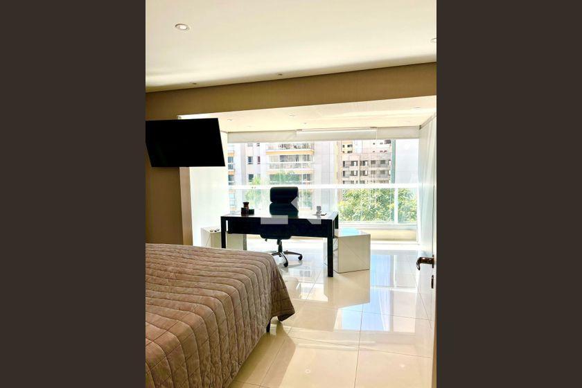 Apartamento à Venda – Perdizes, 3 Quartos, 172 m² – São Paulo