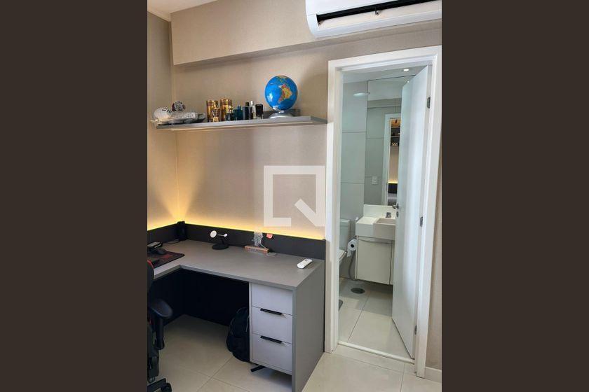 Apartamento à Venda – Perdizes, 3 Quartos, 172 m² – São Paulo