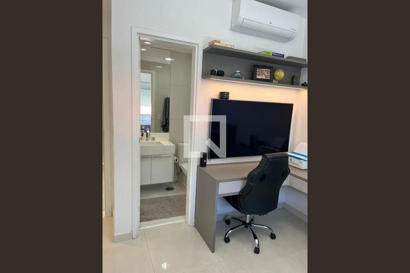 Apartamento à Venda – Perdizes, 3 Quartos, 172 m² – São Paulo