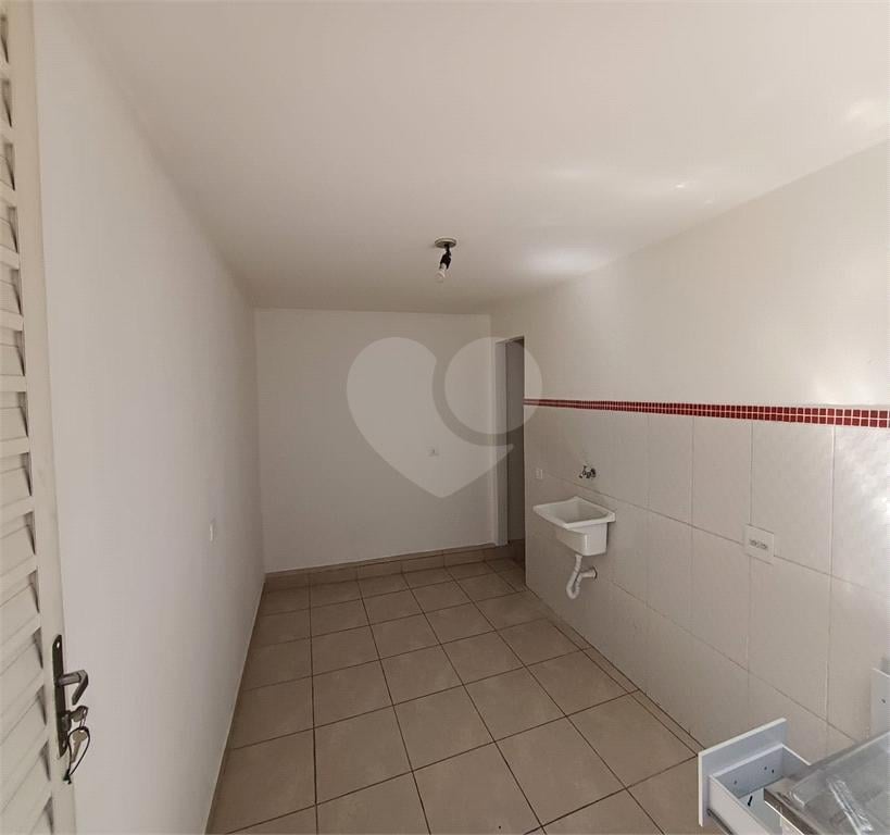 Condomínio com 1 quartos à venda em Chora menino – SP