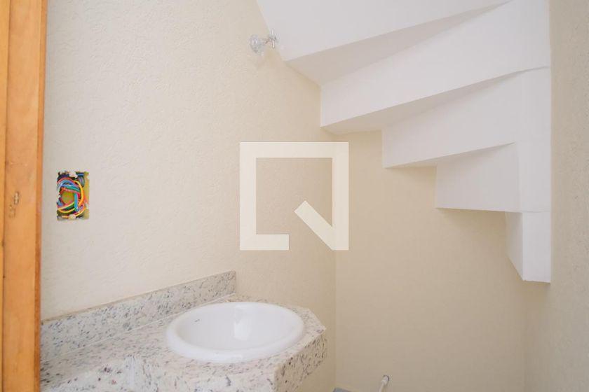 Casa à Venda – Penha de França, 2 Quartos, 51 m² – São Paulo