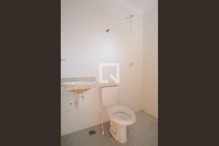 Casa à Venda – Penha de França, 2 Quartos, 51 m² – São Paulo