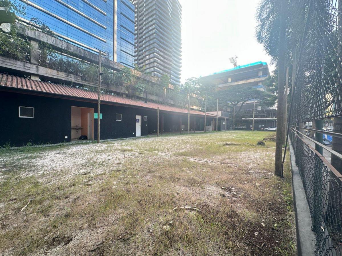 Terreno Amplo para Locação na Vila Olímpia