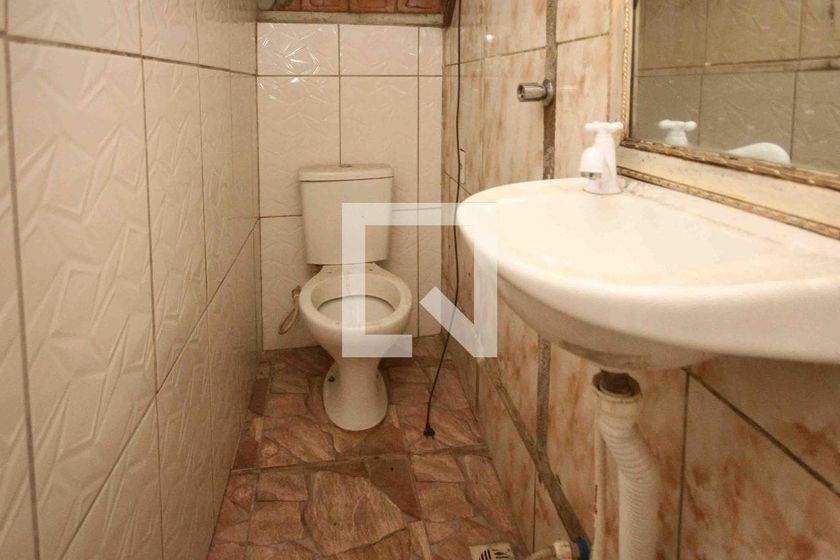 Casa à Venda – Sapopemba, 1 Quarto, 70 m² – São Paulo