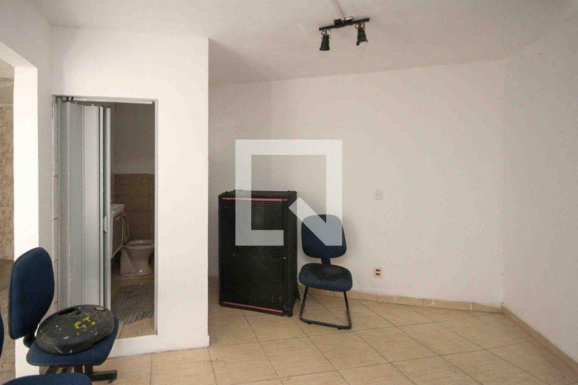 Casa à Venda – Sapopemba, 1 Quarto, 70 m² – São Paulo