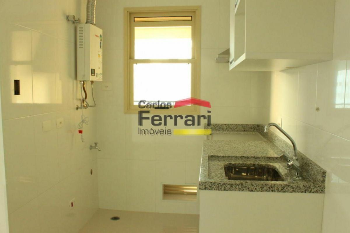 Apartamento em Santana ao lado do metrô com vaga de garagem