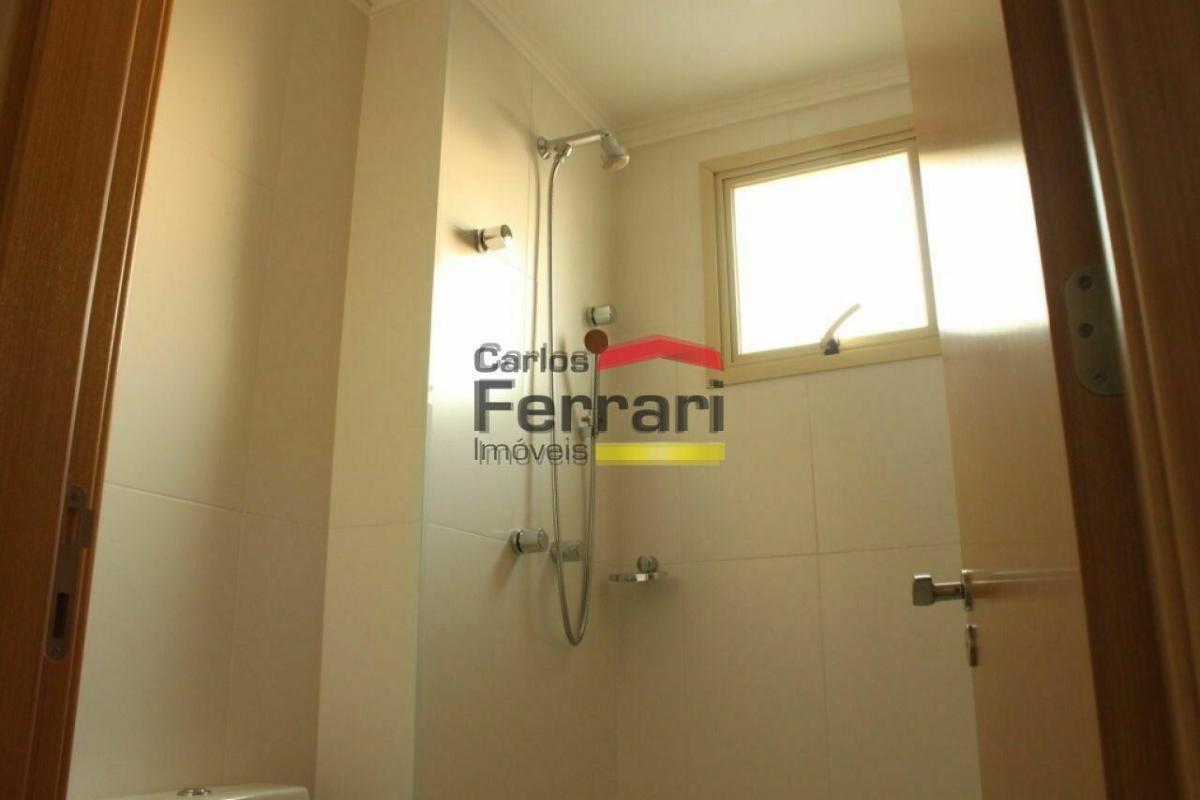 Apartamento em Santana ao lado do metrô com vaga de garagem