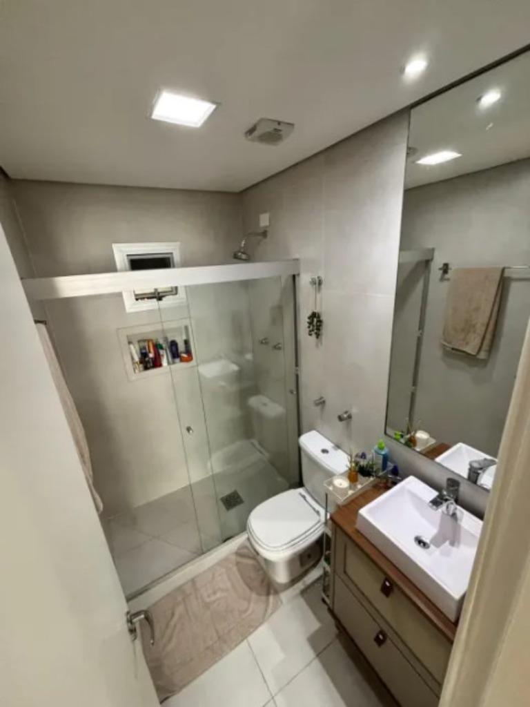 Apartamento à venda – em Moema