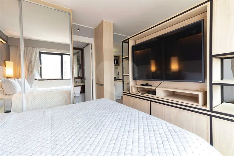 Residential / Flat com 1 quarto à venda em Moema – SP