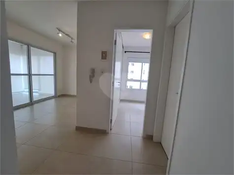 Apartamento com 2 quartos para alugar em Bela Vista – SP
