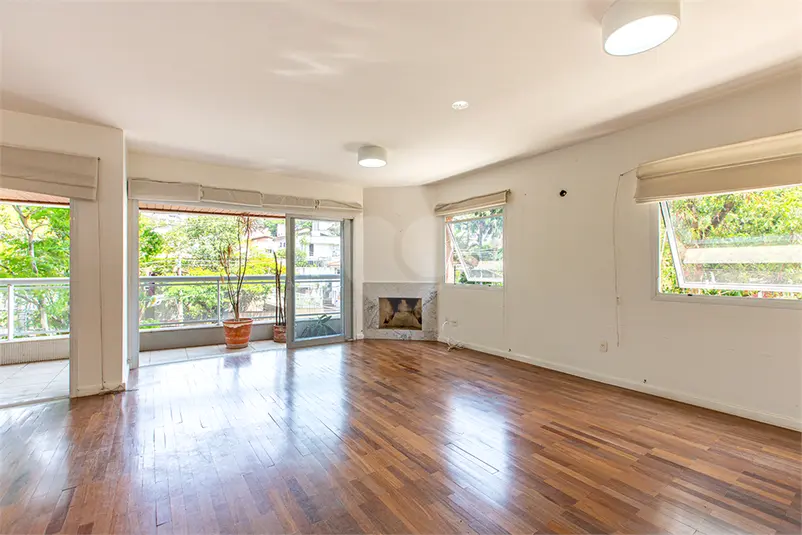 Apartamento com 4 quartos à venda em Vila Madalena – SP