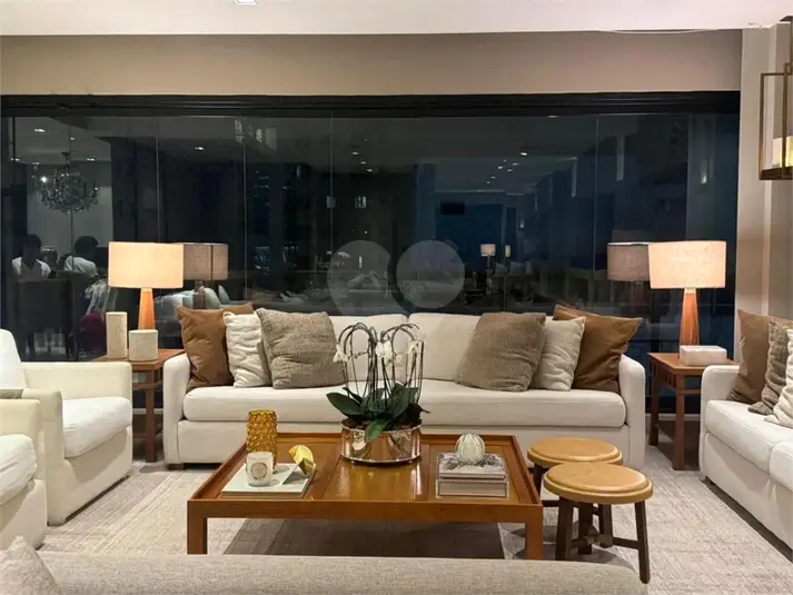 Apartamento com 3 quartos à venda em Moema – SP