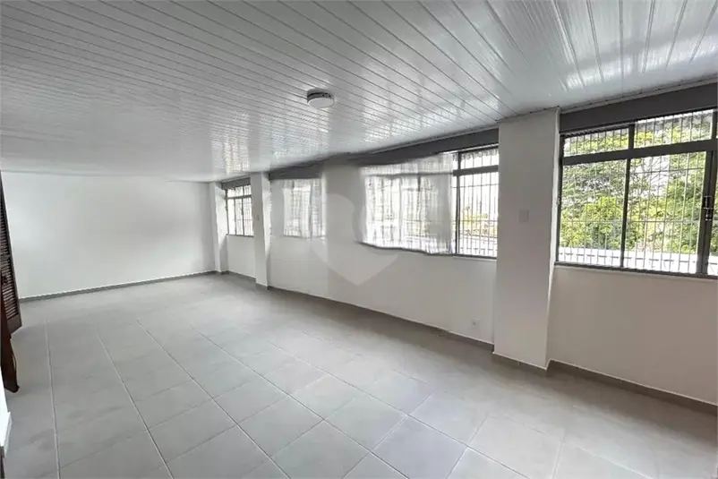 Casa com 5 quartos para alugar em Alto da Lapa – SP