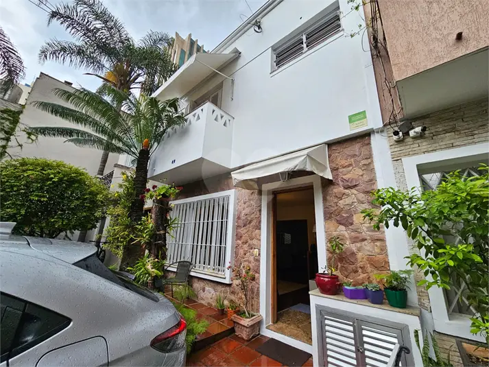 Casa de vila com 3 quartos à venda em Itaim Bibi – SP